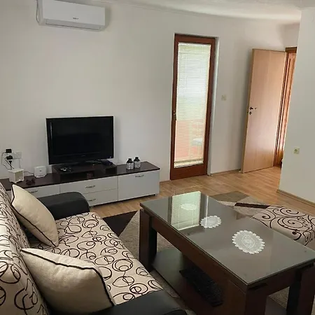 Apartment Muzur *