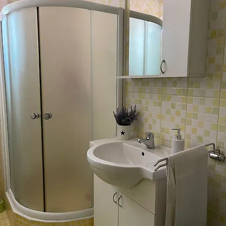 Muzur Apartment